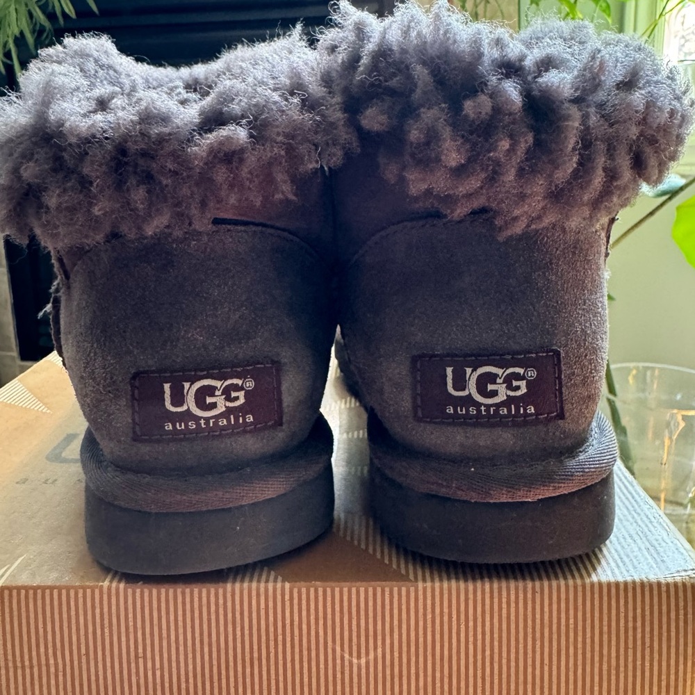 Uggs Mini Bailey Button II Boot - Picture 2 of 7